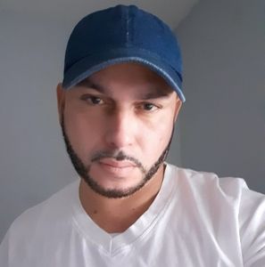 Meet your Posher, Hernandez